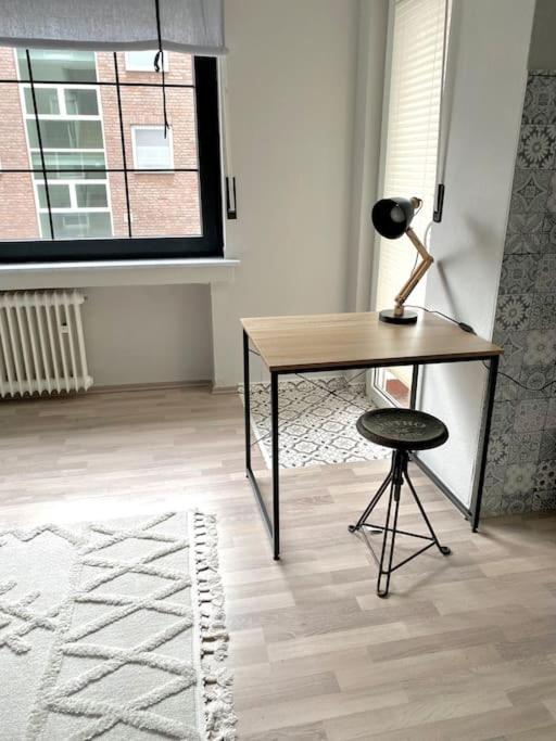 Buer City Apartment Mit Balkon Gelsenkirchen Buitenkant foto